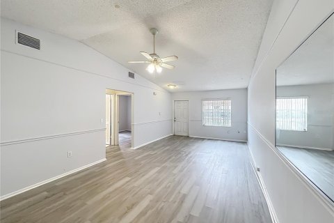 Touwnhouse à vendre à Orlando, Floride: 3 chambres, 102.75 m2 № 1916603 - photo 8