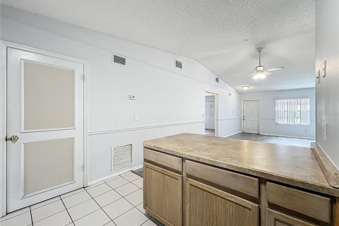 Touwnhouse à vendre à Orlando, Floride: 3 chambres, 102.75 m2 № 1916603 - photo 16