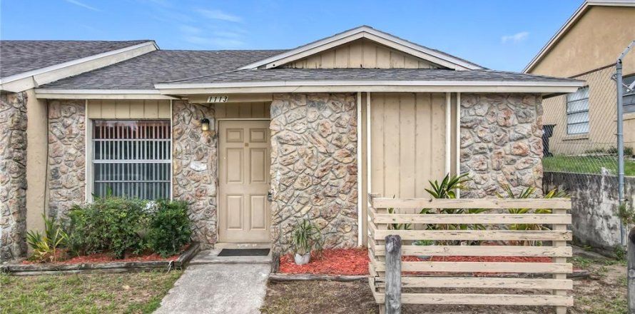 Touwnhouse à Orlando, Floride 3 chambres, 102.75 m2 № 1916603