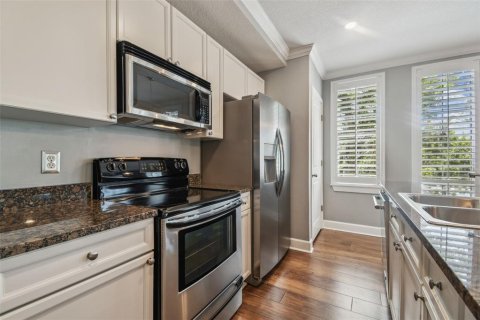 Condo in Tampa, Florida, 2 bedrooms № 2393907 - photo 5