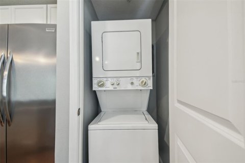 Condo in Tampa, Florida, 2 bedrooms № 2393907 - photo 8