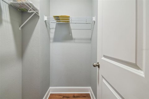 Condo in Tampa, Florida, 2 bedrooms № 2393907 - photo 24