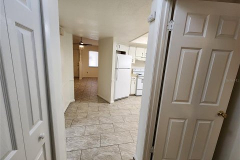 Apartment in Gainesville, Florida 3 bedrooms, 81.75 sq.m. № 2097130 - photo 18