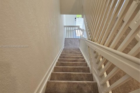 Touwnhouse à louer à Pembroke Park, Floride: 3 chambres, 118.54 m2 № 1931515 - photo 24