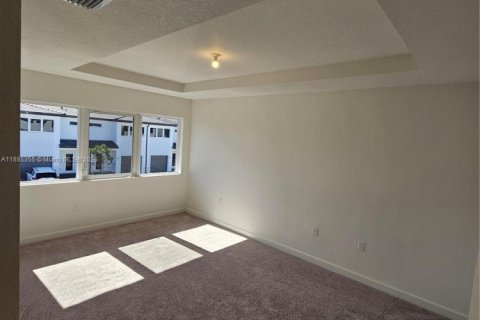 Touwnhouse à louer à Pembroke Park, Floride: 3 chambres, 118.54 m2 № 1931515 - photo 15