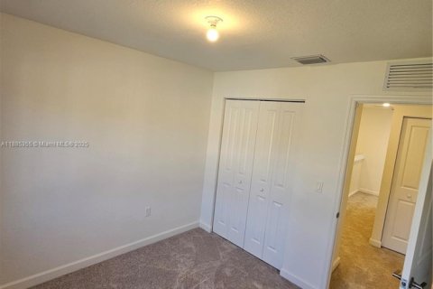 Touwnhouse à louer à Pembroke Park, Floride: 3 chambres, 118.54 m2 № 1931515 - photo 21