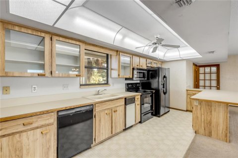 House in New Smyrna Beach, Florida 5 bedrooms, 394.83 sq.m. № 2099571 - photo 21