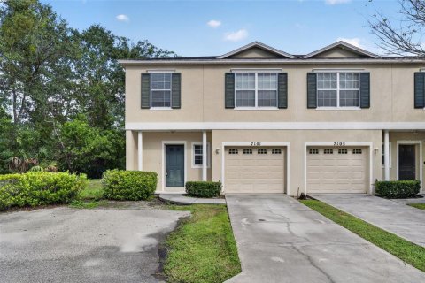 Townhouse in Winter Park, Florida 3 bedrooms, 145.39 sq.m. № 2368864