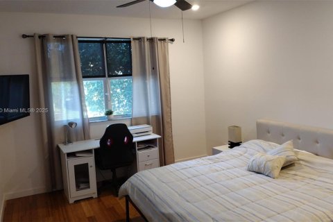 Townhouse in Dania Beach, Florida 2 bedrooms, 128.11 sq.m. № 1480886 - photo 14