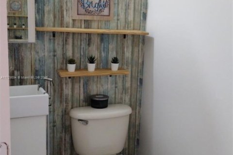 Townhouse in Dania Beach, Florida 2 bedrooms, 128.11 sq.m. № 1480886 - photo 6