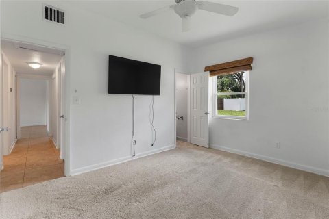Villa ou maison à vendre à Orlando, Floride: 3 chambres, 122.91 m2 № 1898799 - photo 14