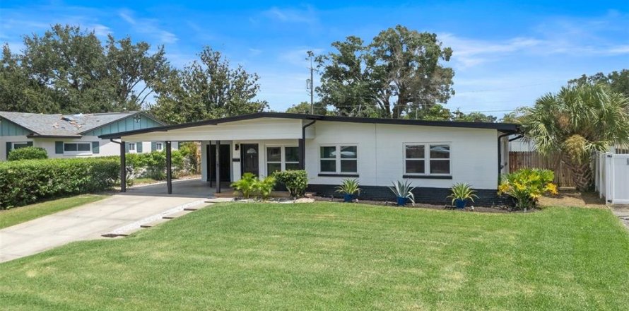 Villa ou maison à Orlando, Floride 3 chambres, 122.91 m2 № 1898799