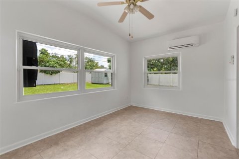 Villa ou maison à vendre à Orlando, Floride: 3 chambres, 122.91 m2 № 1898799 - photo 12