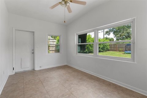 Villa ou maison à vendre à Orlando, Floride: 3 chambres, 122.91 m2 № 1898799 - photo 11