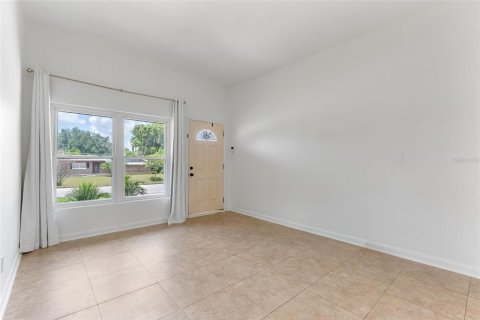 Villa ou maison à vendre à Orlando, Floride: 3 chambres, 122.91 m2 № 1898799 - photo 4