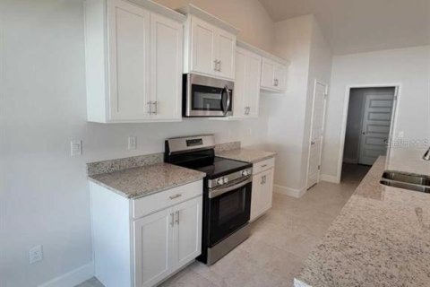 House in Citrus Springs, Florida 4 bedrooms, 196.67 sq.m. № 1508908 - photo 10
