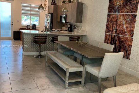 Townhouse in LANDMARK in Doral, Florida 3 bedrooms, 122.82 sq.m. № 2348556 - photo 6