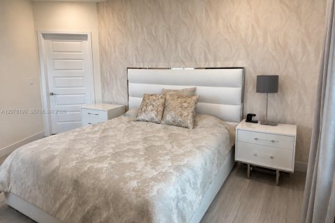 Townhouse in LANDMARK in Doral, Florida 3 bedrooms, 122.82 sq.m. № 2348556 - photo 9