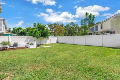Townhouse in Tampa, Florida 2 bedrooms, 95.13 sq.m. № 2380982 - photo 27