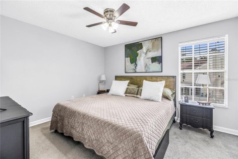 Townhouse in Tampa, Florida 2 bedrooms, 95.13 sq.m. № 2380982 - photo 13