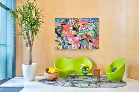 Condo in Miami, Florida, 3 bedrooms  № 1929285 - photo 20