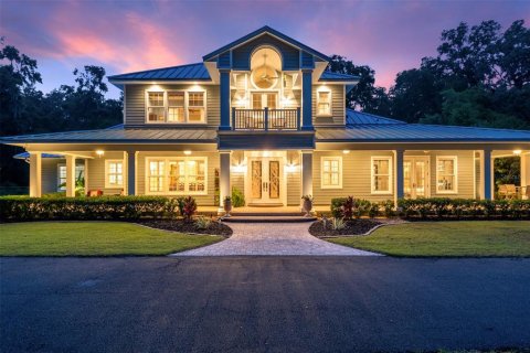 Casa en venta en Gainesville, Florida, 5 dormitorios, 486.9 m2 № 1825451 - foto 2