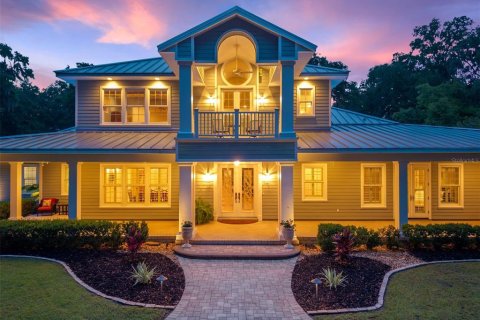 Casa en venta en Gainesville, Florida, 5 dormitorios, 486.9 m2 № 1825451 - foto 1