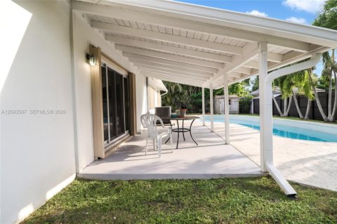 Casa en venta en Miami, Florida, 3 dormitorios, 153.29 m2 № 2382511 - foto 20