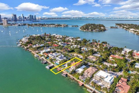 Купить виллу или дом в Майами-Бич, Флорида 3 спальни, 222.5м2, № 1984814 - фото 5