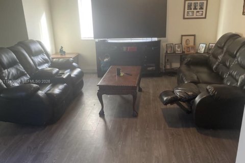 Copropriété à vendre à Lauderhill, Floride: 3 chambres, 100.33 m2 № 1997123 - photo 13