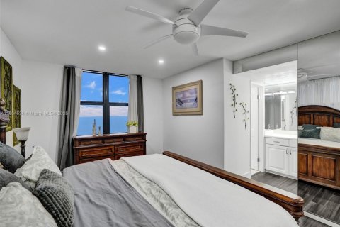 Condominio en venta en Hollywood, Florida, 2 dormitorios, 130.06 m2 № 1709076 - foto 18