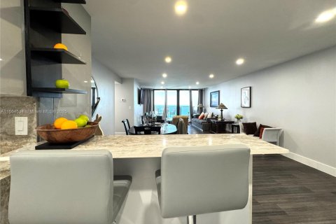 Condominio en venta en Hollywood, Florida, 2 dormitorios, 130.06 m2 № 1709076 - foto 6