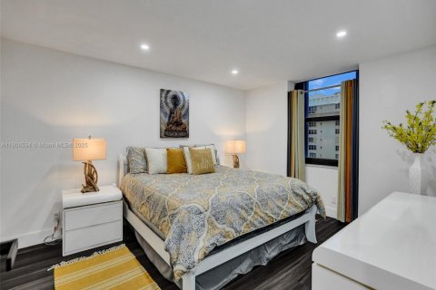 Condominio en venta en Hollywood, Florida, 2 dormitorios, 130.06 m2 № 1709076 - foto 26