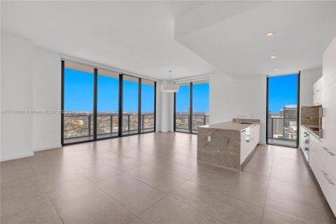 Condo in Miami, Florida, 3 bedrooms  № 1811522 - photo 3