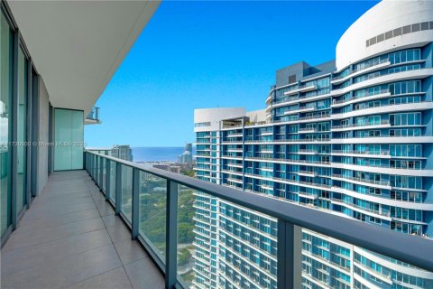 Condo in Miami, Florida, 3 bedrooms  № 1811522 - photo 12