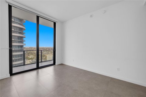 Condo in Miami, Florida, 3 bedrooms  № 1811522 - photo 16