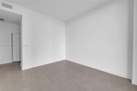Condo in Miami, Florida, 3 bedrooms  № 1811522 - photo 20