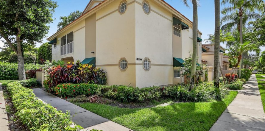 Condo in Boca Raton, Florida, 2 bedrooms № 1871943