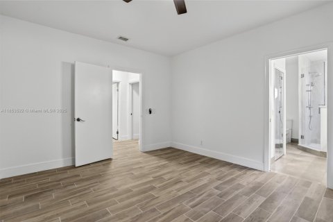 Condo in Boca Raton, Florida, 2 bedrooms  № 1871943 - photo 12