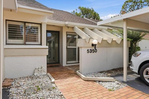 Villa ou maison à Sarasota, Floride 2 chambres, 98.85 m2 № 2199156