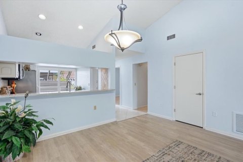 Casa en venta en Sarasota, Florida, 2 dormitorios, 98.85 m2 № 2199156 - foto 12