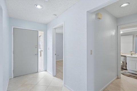 Casa en venta en Sarasota, Florida, 2 dormitorios, 98.85 m2 № 2199156 - foto 3