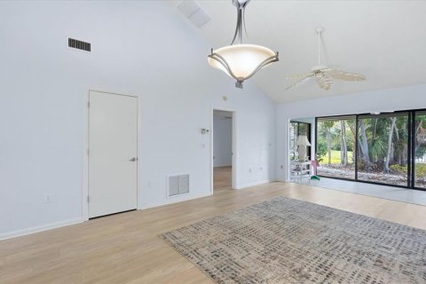 Casa en venta en Sarasota, Florida, 2 dormitorios, 98.85 m2 № 2199156 - foto 11
