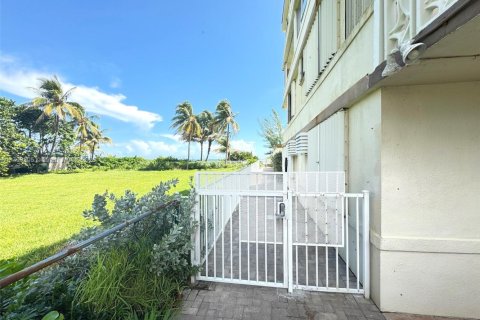 Copropriété à vendre à Hallandale Beach, Floride: 1 chambre, 81.57 m2 № 1939477 - photo 16