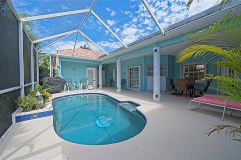 House in Englewood, Florida 3 bedrooms, 153.38 sq.m. № 1557076 - photo 8