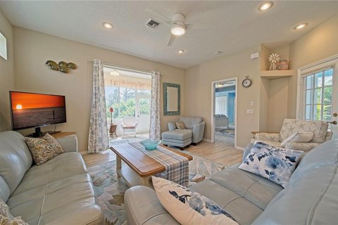 House in Englewood, Florida 3 bedrooms, 153.38 sq.m. № 1557076 - photo 19