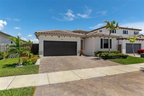 Villa ou maison à vendre à Homestead, Floride: 4 chambres, 176.05 m2 № 1977168 - photo 4