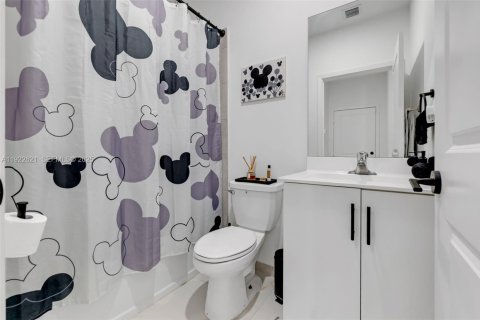 Villa ou maison à vendre à Homestead, Floride: 4 chambres, 176.05 m2 № 1977168 - photo 25