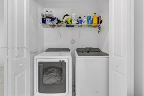 Villa ou maison à vendre à Homestead, Floride: 4 chambres, 176.05 m2 № 1977168 - photo 18