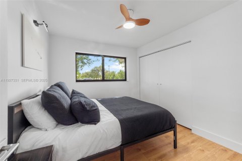 Снять в аренду виллу или дом в Катлер-Бей, Флорида 5 спален, 127.83м2, № 1986250 - фото 20